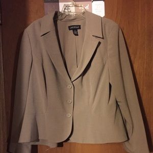 Tan blazer Size 24 - Plus size